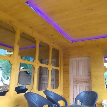 Riverbank Hotel Taobut Neelum Valley Azad Kashmir Taobat Buitenkant foto
